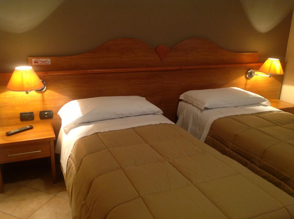 Hotel Trattoria Contini Sorbolo Екстер'єр фото